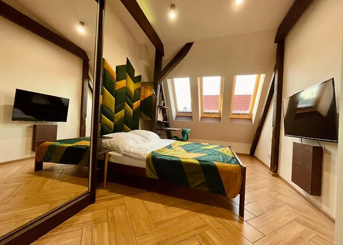 Apartment Long Attic